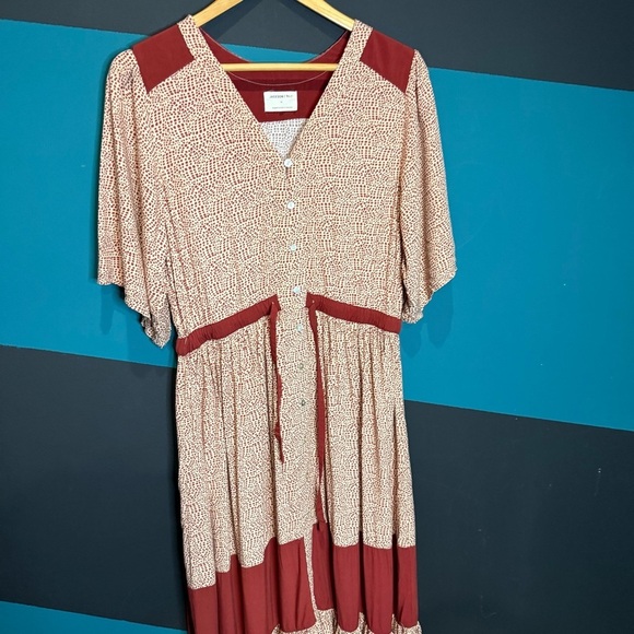 Bohemian Red and Cream Maxi Dress - Picture 4 of 14